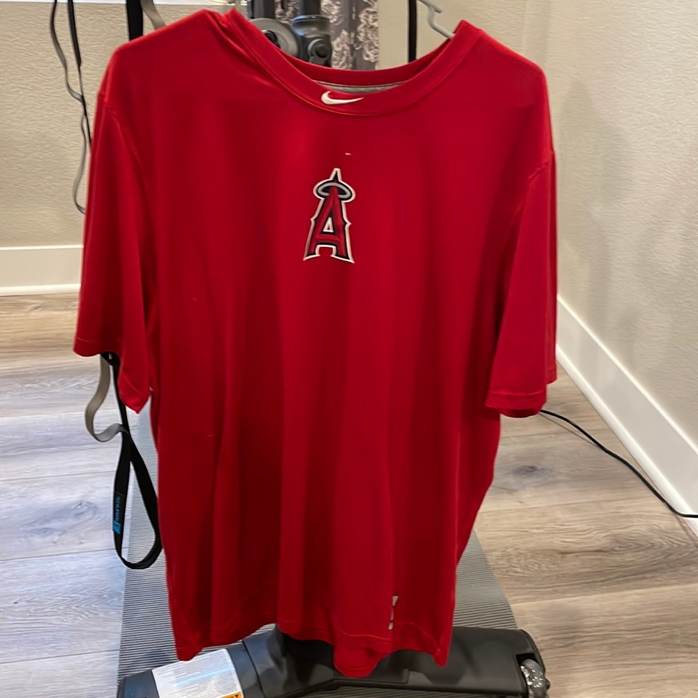 XL Red LA Angels Nike DRI-FIT Training T-Shirt